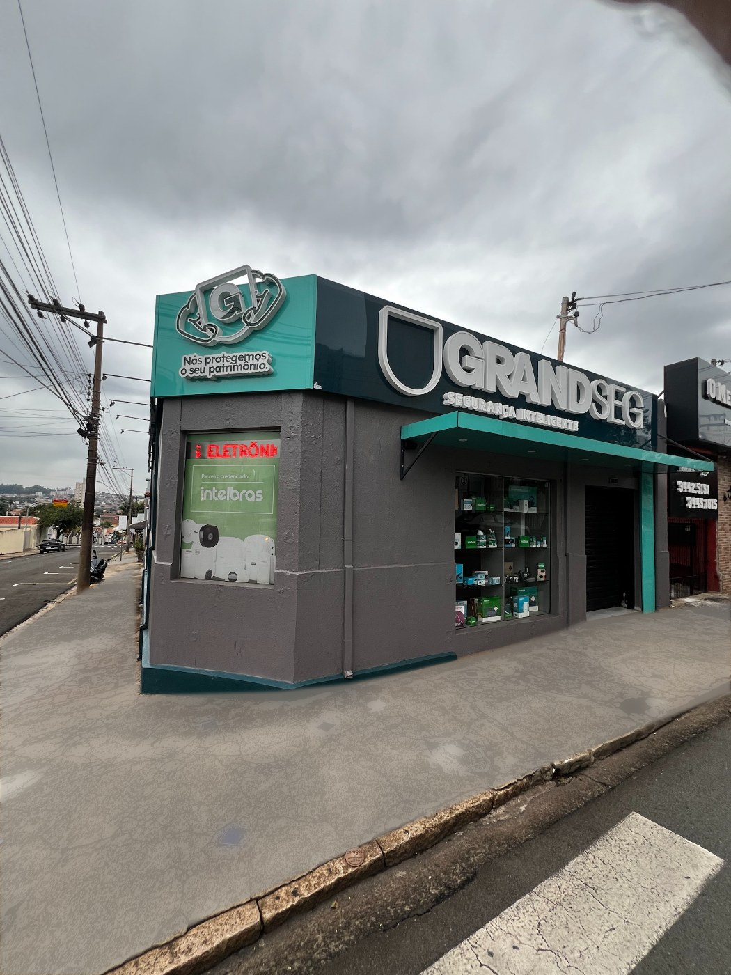 Fachada da loja GrandSeg na Rua Boa Morte, em Limeira